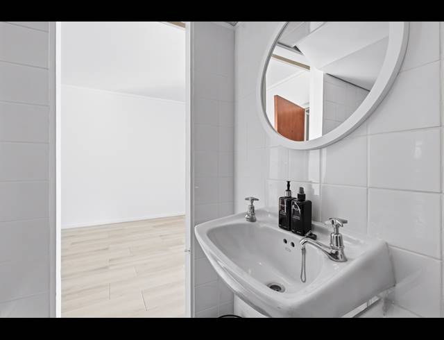 1 bed property to rent in WYNBERG